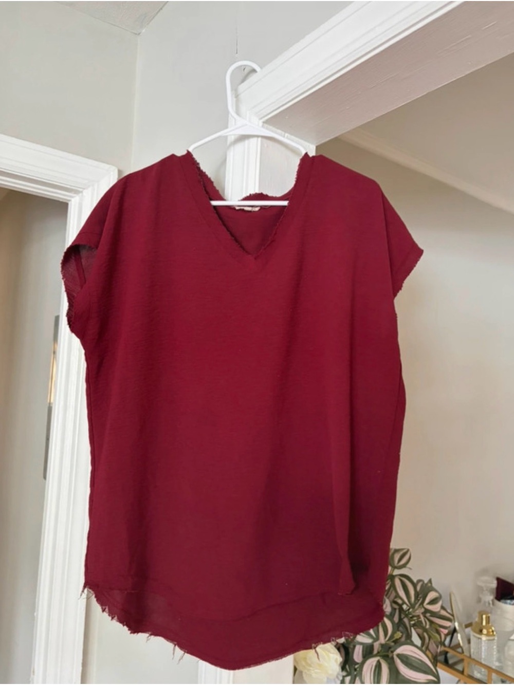 JODIFL Deep Wine Relaxed V-Neck Short Sleeve Blouse